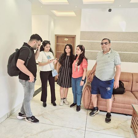 Marina Suites Airport Hotel Kochi ภายนอก รูปภาพ