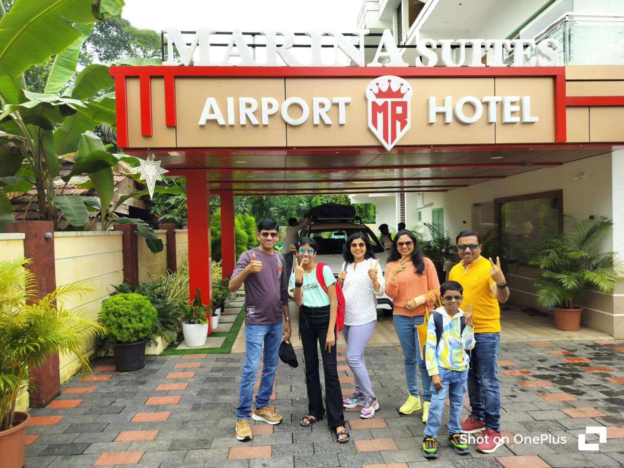 Marina Suites Airport Hotel Kochi ภายนอก รูปภาพ