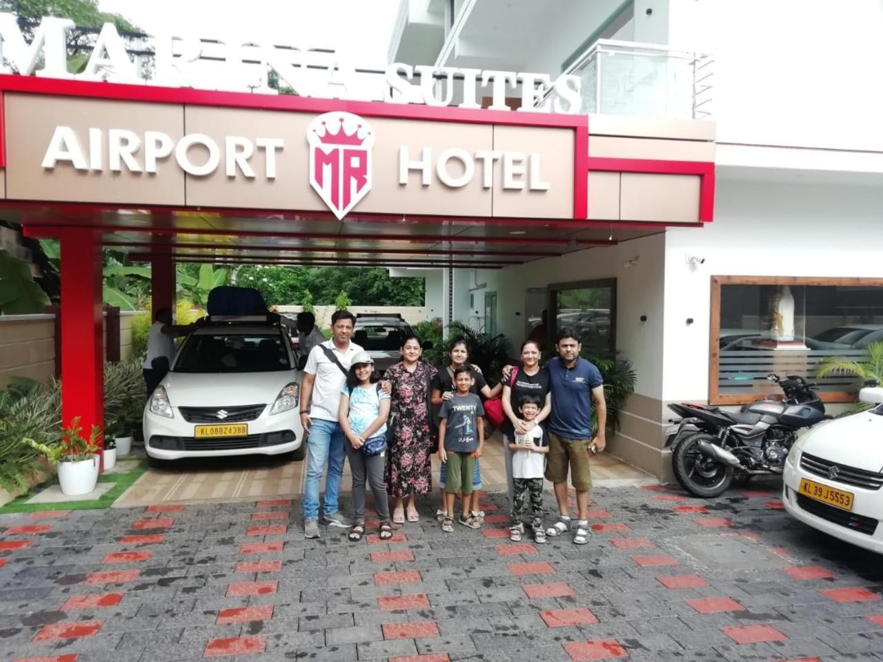 Marina Suites Airport Hotel Kochi ภายนอก รูปภาพ